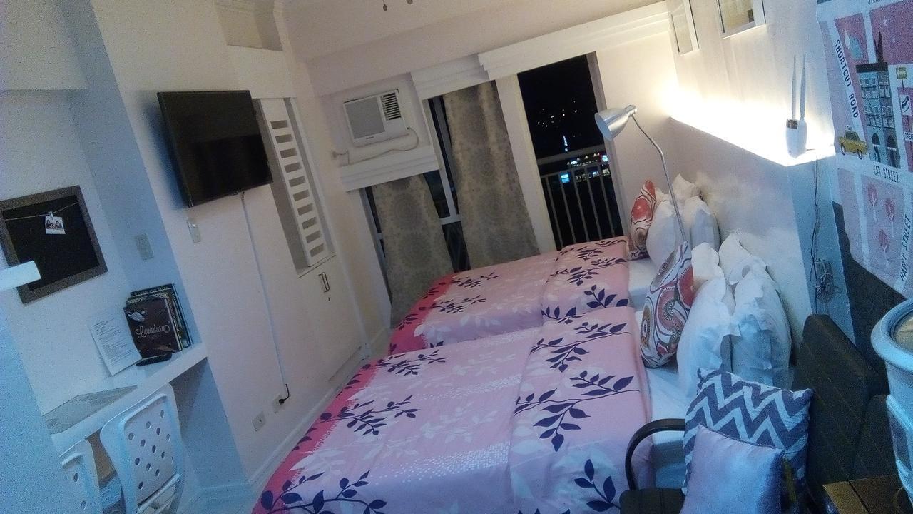 Mary'S Crib Cityland Prime Tagaytay With Free Wifi & Swimming Tagaytay City Bagian luar foto